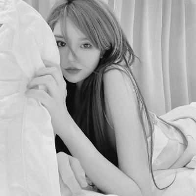黑白气质美女头像图片大全124张