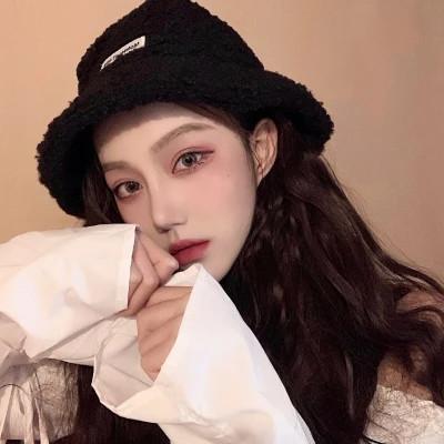 青春少年感十足的女生头像