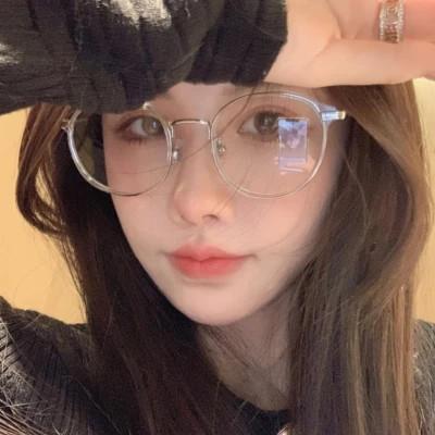 青春少年感十足的女生头像