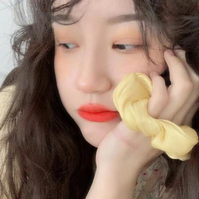 青春少年感十足的女生头像