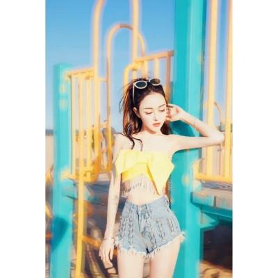 白边女头像