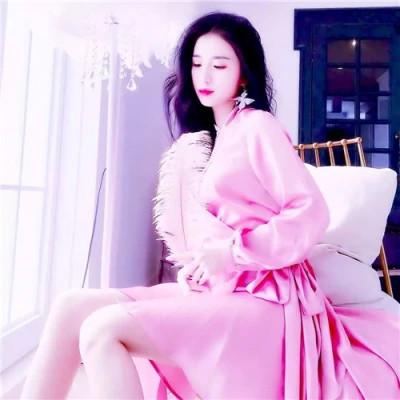 2023女生头像御姐高清图片