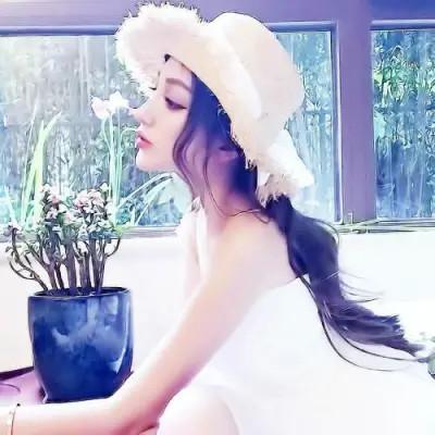 2023女生头像御姐高清图片