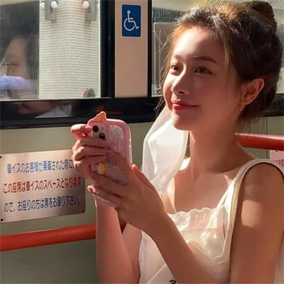 高端大气头像女 好看高清简单大气上档次的头像女