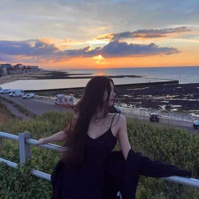 高端大气头像女 好看高清简单大气上档次的头像女