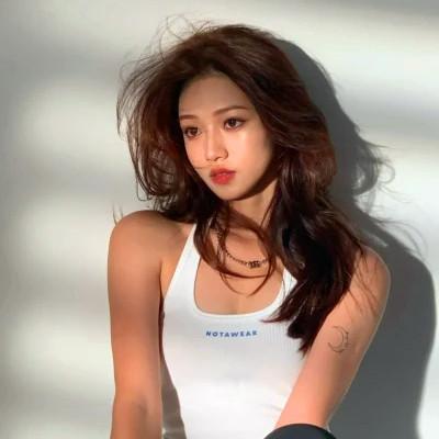 高端大气头像女 好看高清简单大气上档次的头像女