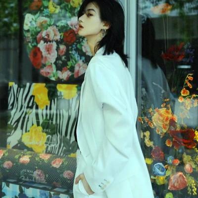 高端大气头像女 好看高清简单大气上档次的头像女