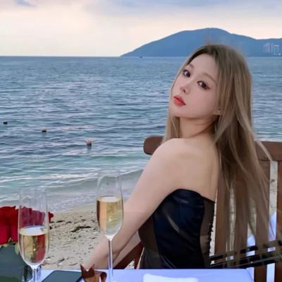高级的情头男女一人一张