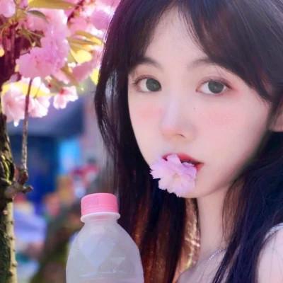100张清新唯美图片女生头像