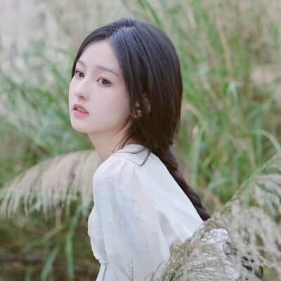 100张清新唯美图片女生头像