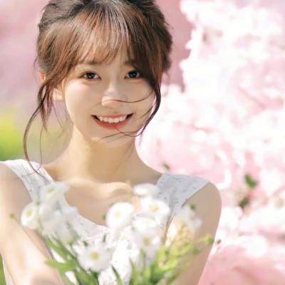 100张清新唯美图片女生头像