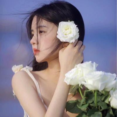 100张清新唯美图片女生头像