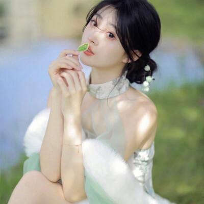100张清新唯美图片女生头像