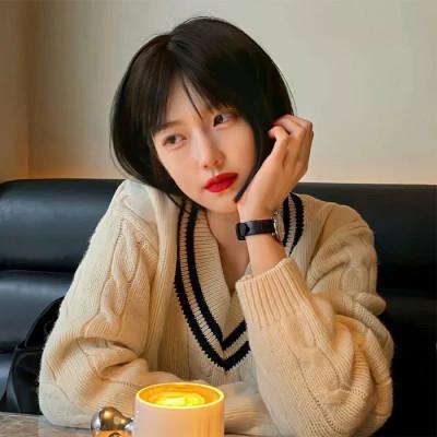 氛围感模糊情侣头像图片36张，甜蜜到模糊的恋爱