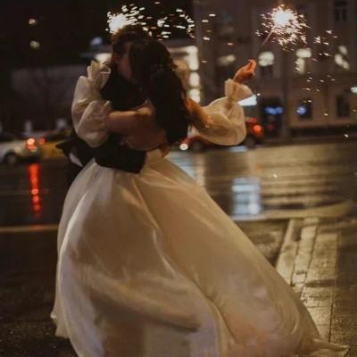氛围感模糊情侣头像图片36张，甜蜜到模糊的恋爱