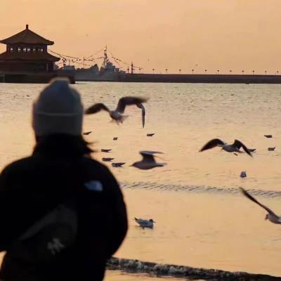 氛围感模糊情侣头像图片36张，甜蜜到模糊的恋爱