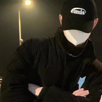 氛围感模糊情侣头像图片36张，甜蜜到模糊的恋爱