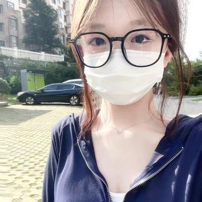 真实高清素颜美女头像图片