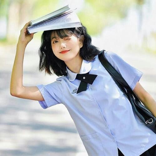 青春校园风清纯女生头像图片合集