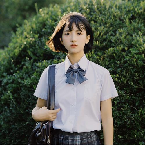 青春校园风清纯女生头像图片合集