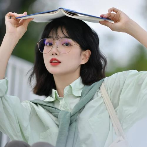 青春校园风清纯女生头像图片合集