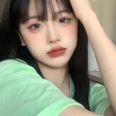 真实高清素颜美女头像图片
