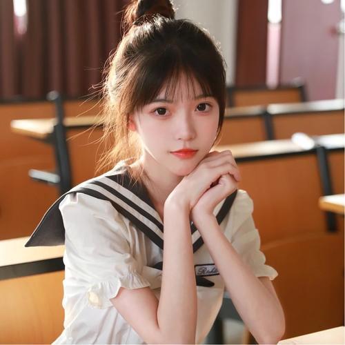 青春校园风清纯女生头像图片合集