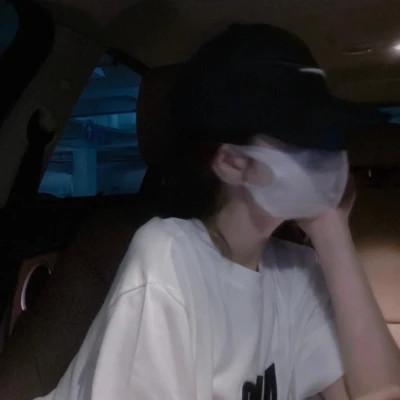 ins清新治愈超纯欲风女生头像