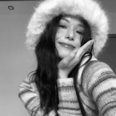 精选女生头像ins高级质感黑白