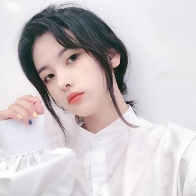 比较真实一点的微信美女头像