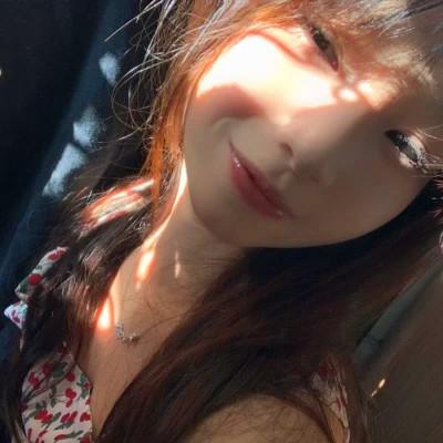 好看高清真人女生头像
