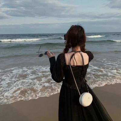 唯美头像背影女生漂亮图片