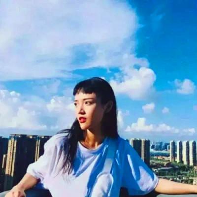 2023年情侣头像真人一人一张