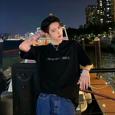 2023年情侣头像真人一人一张