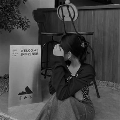 精选女生头像ins高级质感黑白