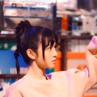 2023年情侣头像真人一人一张