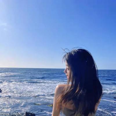 唯美头像背影女生漂亮图片