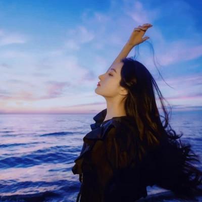 ins清新治愈超纯欲风女生头像