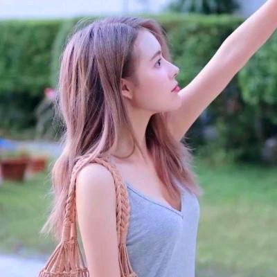 2023年情侣头像真人一人一张