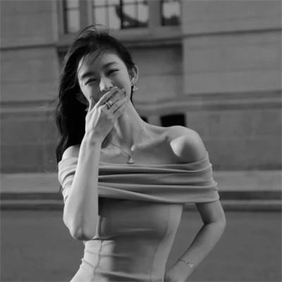 精选女生头像ins高级质感黑白