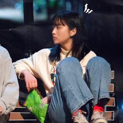 2023年情侣头像真人一人一张