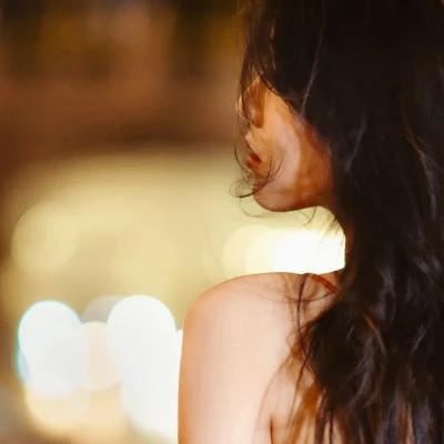 ins清新治愈超纯欲风女生头像