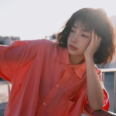 ins清新治愈超纯欲风女生头像