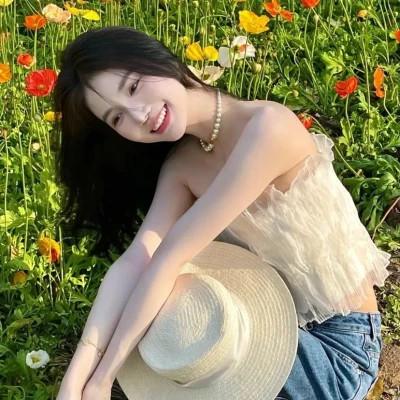 高清气质出众的女头，时尚和美结合
