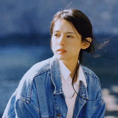 ins清新治愈超纯欲风女生头像