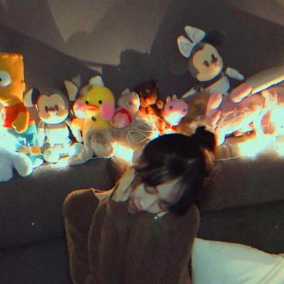 2023年情侣头像真人一人一张