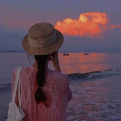 ins清新治愈超纯欲风女生头像