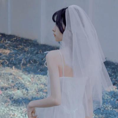 ins清新治愈超纯欲风女生头像