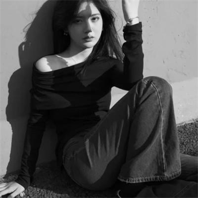 精选女生头像ins高级质感黑白