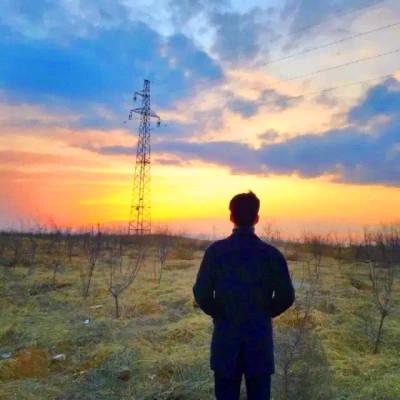 2023年情侣头像真人一人一张